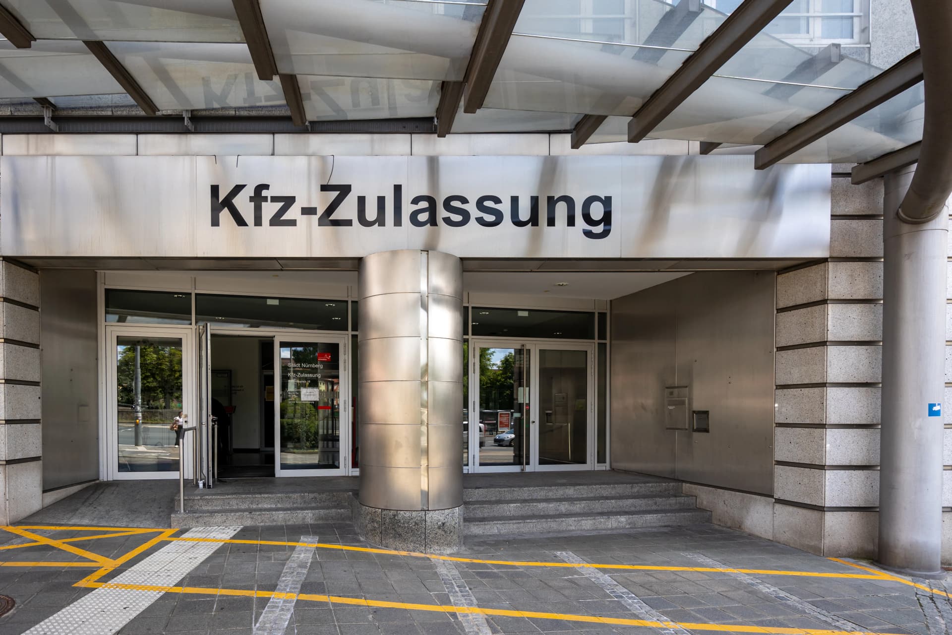 Zulassung vor Ort bei der Behörde